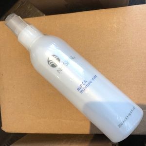 Nu Skin NaPCA moisture mist
